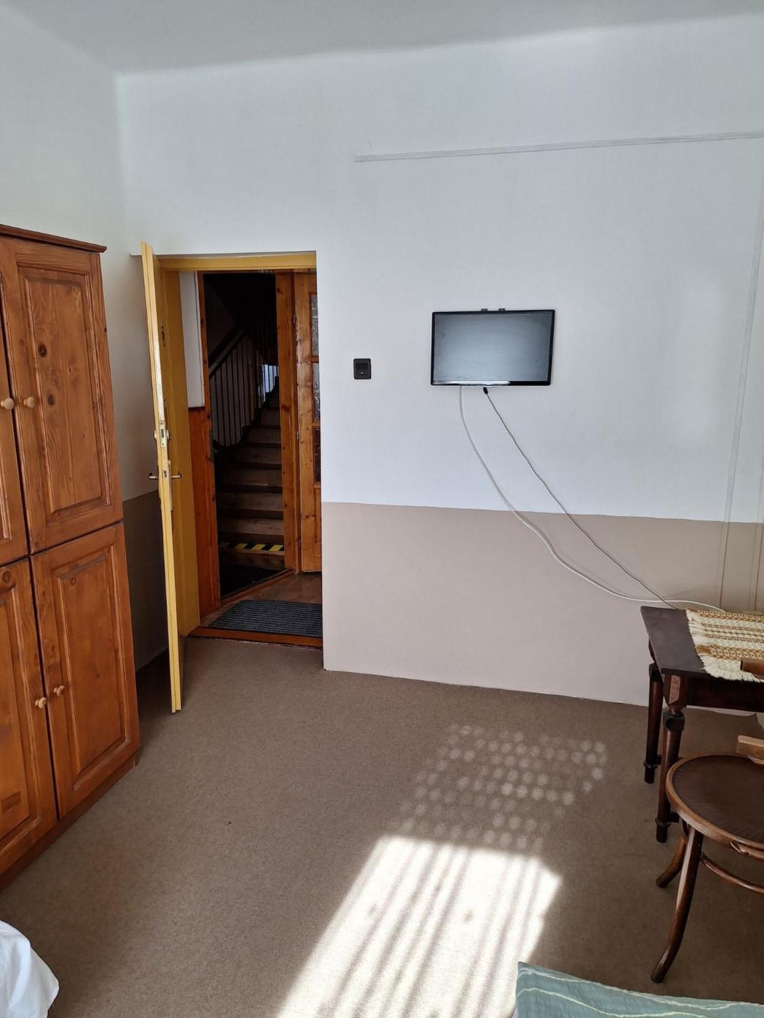 Fenyő Panzió Mezőkövesd Exterior foto