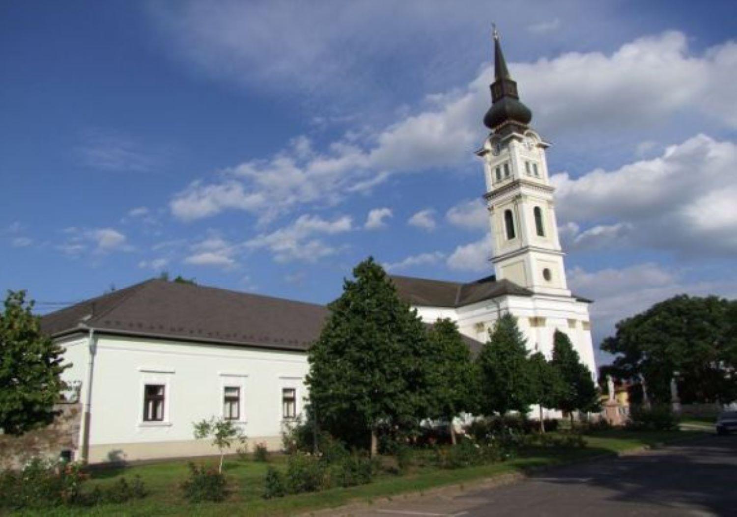 Fenyő Panzió Mezőkövesd Exterior foto